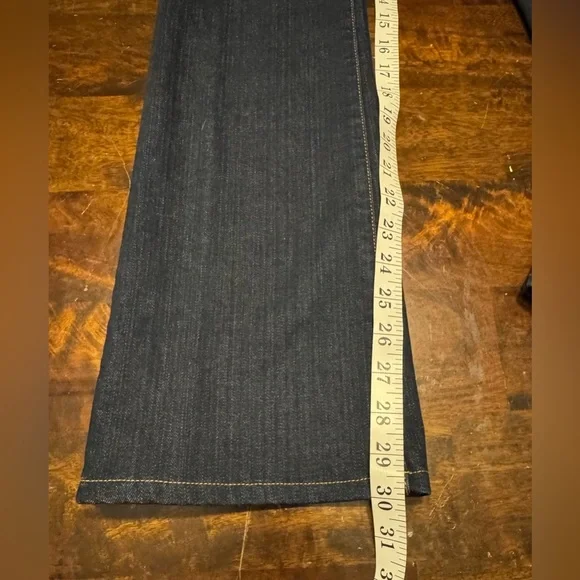 J. Brand Women’s Premium Denim Dark Wash Mid Rise Bootcut Jeans In Ink Sz 28 - Picture 9 of 10